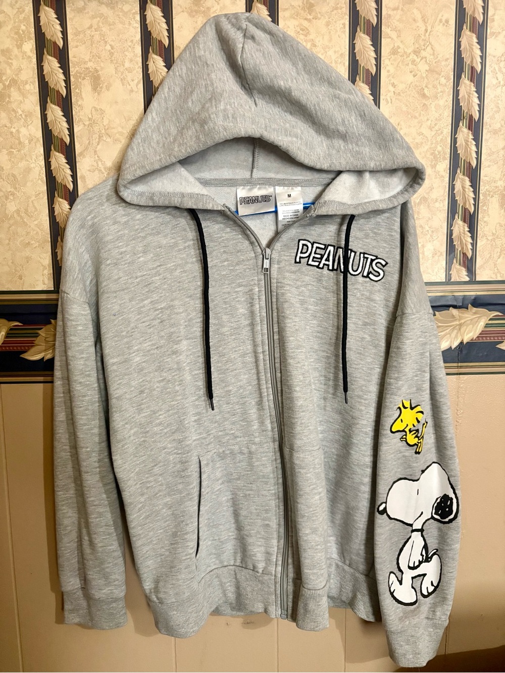 Peanuts Light Gray Zip-Up Hoodie with Snoopy & the crew